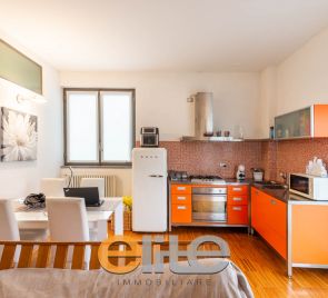 bilocale con terrazzo e posto auto zona mm dergano.